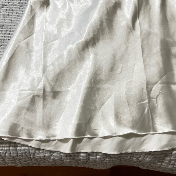 New Verge girl - lace trim backless slip dress in white Size 8 - Picture 3 of 15